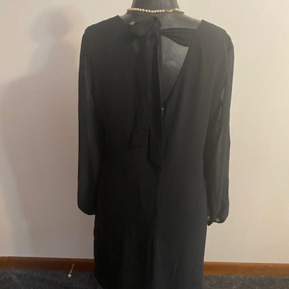 INC International Concepts Black V-Neck front back, sheer sleeves, size M - Picture 3 of 5